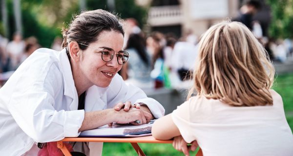 consultations_poetiques_journee_internationale_agathe_poupeney_069.jpg